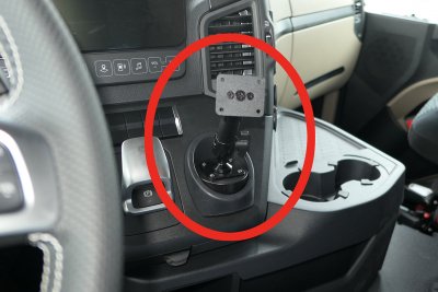Mobile phone holder Mercedes Arocs from 2020 onwards | For mounting to the right under the screen