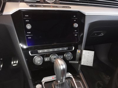 Mobile Holder Volkswagen Arteon from 2021- | Mounting to the right of the center console