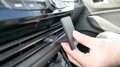 Mobile phone holder Opel Grandland from 2022-