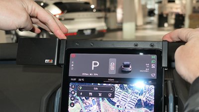 Proclip mobile holder for Volvo EX30 from 2024- | For mounting to the left/right of the center screen