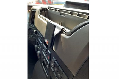 Mobile phone holder Volvo FM from 2020 onwards | For mouting to the right of the steering wheel (for trucks without screen)