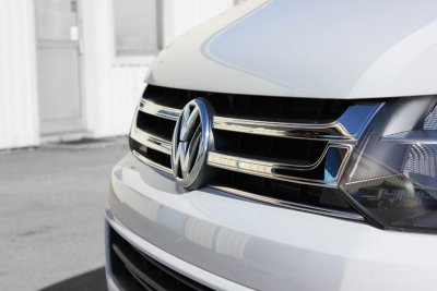 Stainless steel upper grill for Volkswagen Transporter T5 2010-2015