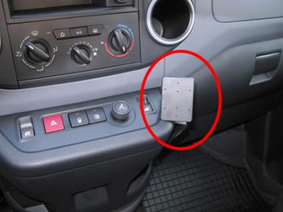 Mobile phone holder Citroen Berlingo from model year 2008-2018