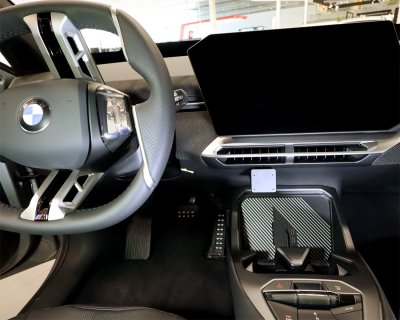 Phone holder for BMW iX3 from 2026- | Model specific