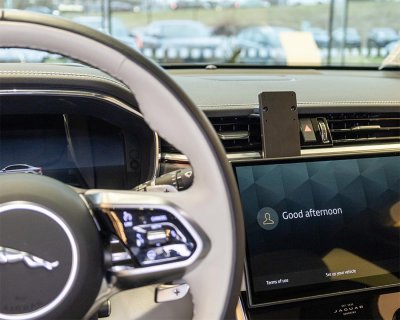 Mobile phone holder Jaguar XF from 2021-