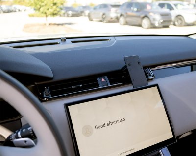 Mobile phone holder Range Rover Velar from 2024-