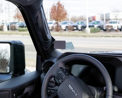 Mobile phone holder Toyota Land Cruiser 2024- | Mounting on left A-pillar