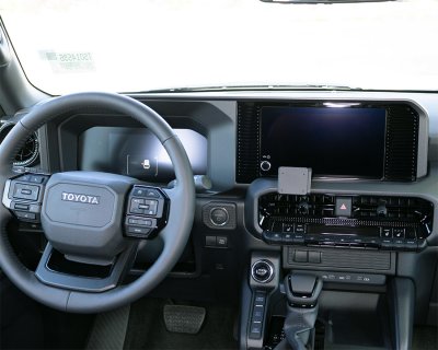 Mobile holder Toyota Land Cruiser 2024- | Mounting on the left under the center screen