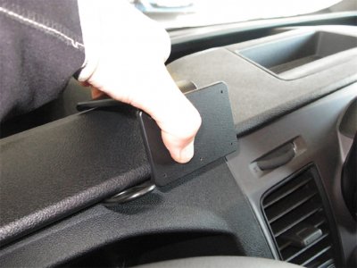 Proclip mobile holder Ford Custom from 2018-2023 | (Center mounting)