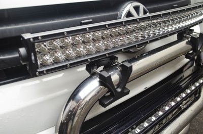 Pipe bracket for LED ramps and work lights
