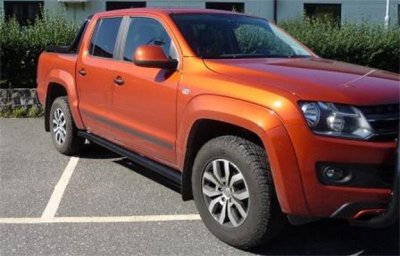 Stainless steel side bars with matte black powder coating for VW Amarok from 2011-
