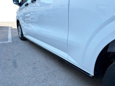 Side skirts Ford Custom from 2023-