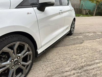 Side skirts Ford Fiesta 2017-