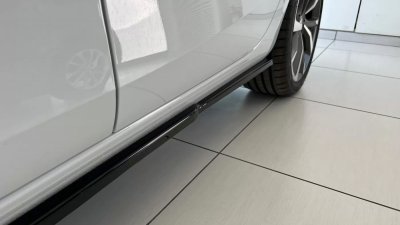 Side skirts Seat Leon FR from 2020-