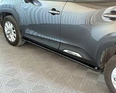 Side skirts Toyota Yaris Cross from 2021-
