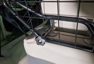 Dog guard Volkswagen Multivan T7 2022-