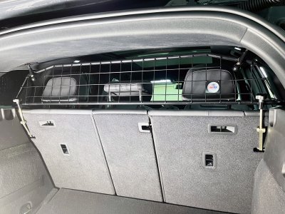 Loading grid Audi Q6 e-tron from 2024-