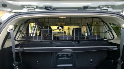 Dog guard Kia Carens from 2014-2019