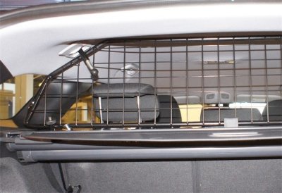 Dog guard Volvo V50 from 2004-2012