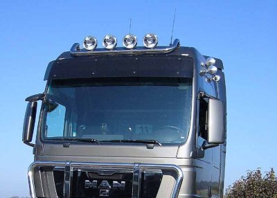 Stainless steel roof arch - MAN TGX (XXL cab &amp; XLX cab)