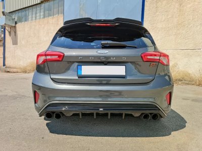 Roof spoiler Ford Focus from model year 2018-