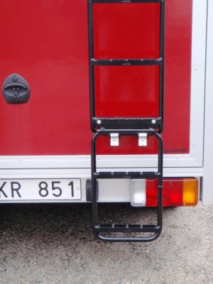 Folding extension kit for roof ladders