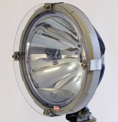 Transparent stone bulkhead cover for Hella 3003