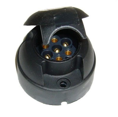 7-pin socket in black plastic