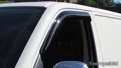 Plastic wind deflector for Nissan Qashqai 2014-