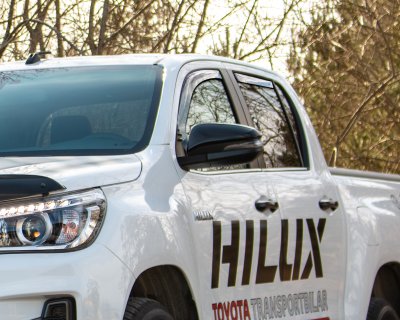 Wind deflector Toyota Hilux from 2016-2026