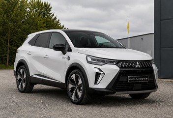 Mitsubishi Grandis SUV from 2026 and newer