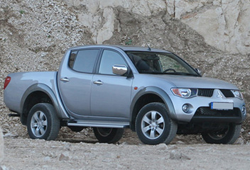 Mitsubishi L200 from 2006-2015