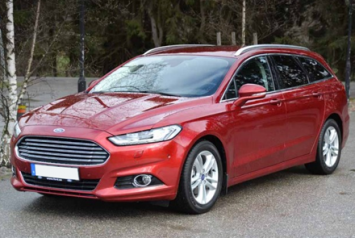 Lastskydd som passar Ford Mondeo (kombi) från 2015-