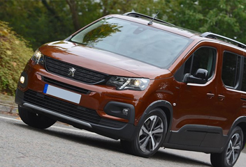 Den här produkten passar till Citroën Berlingo från 2008-